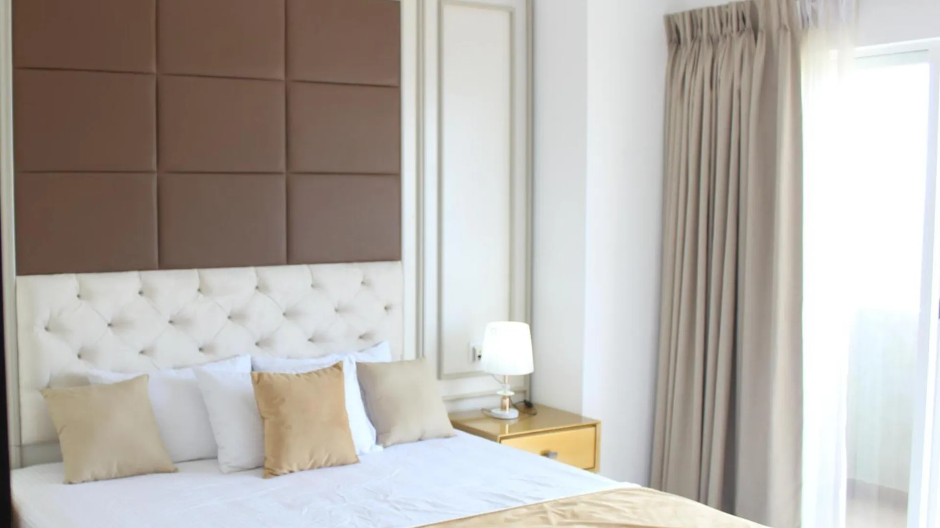 Luxury Sea View Apartments Negombo